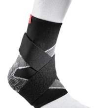 McDavid Ankle Sleeve / 4-Way Elastic With Figure-8 Straps